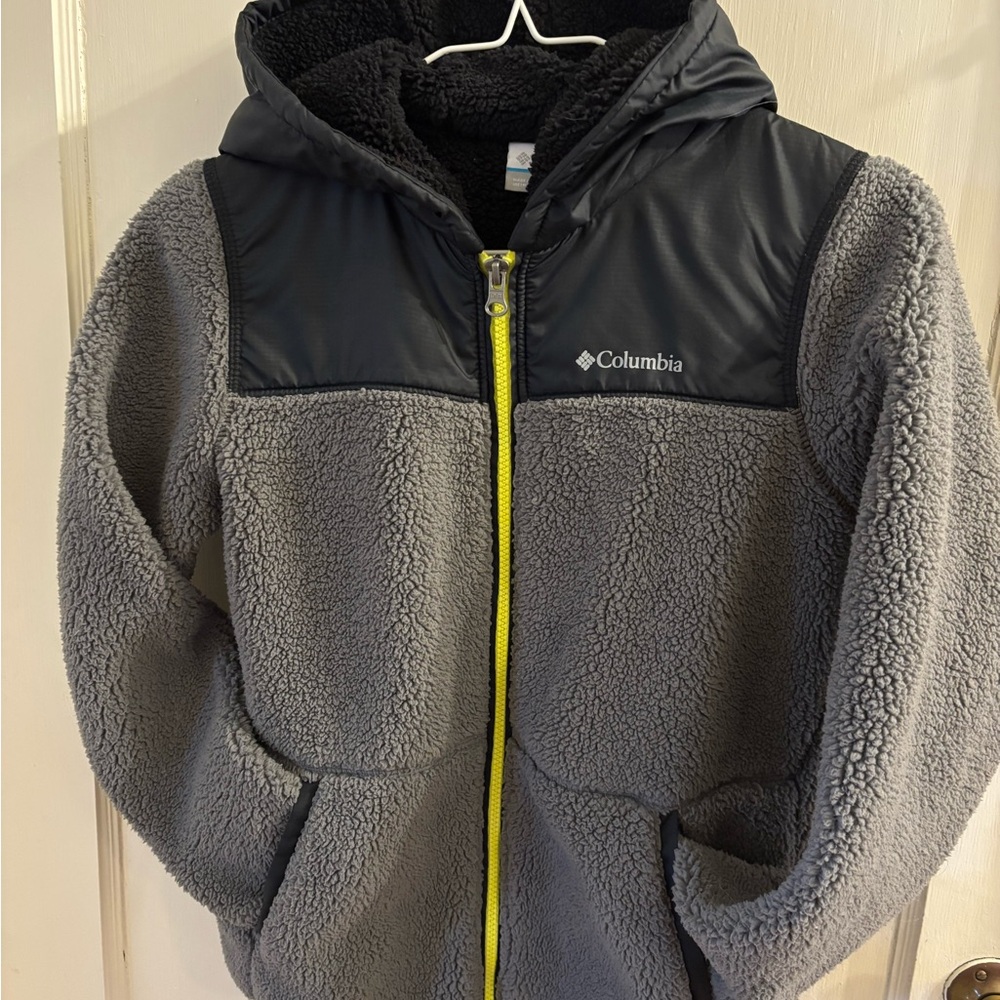 Columbia Black and Gray hooded Fleece Jacket boys medium